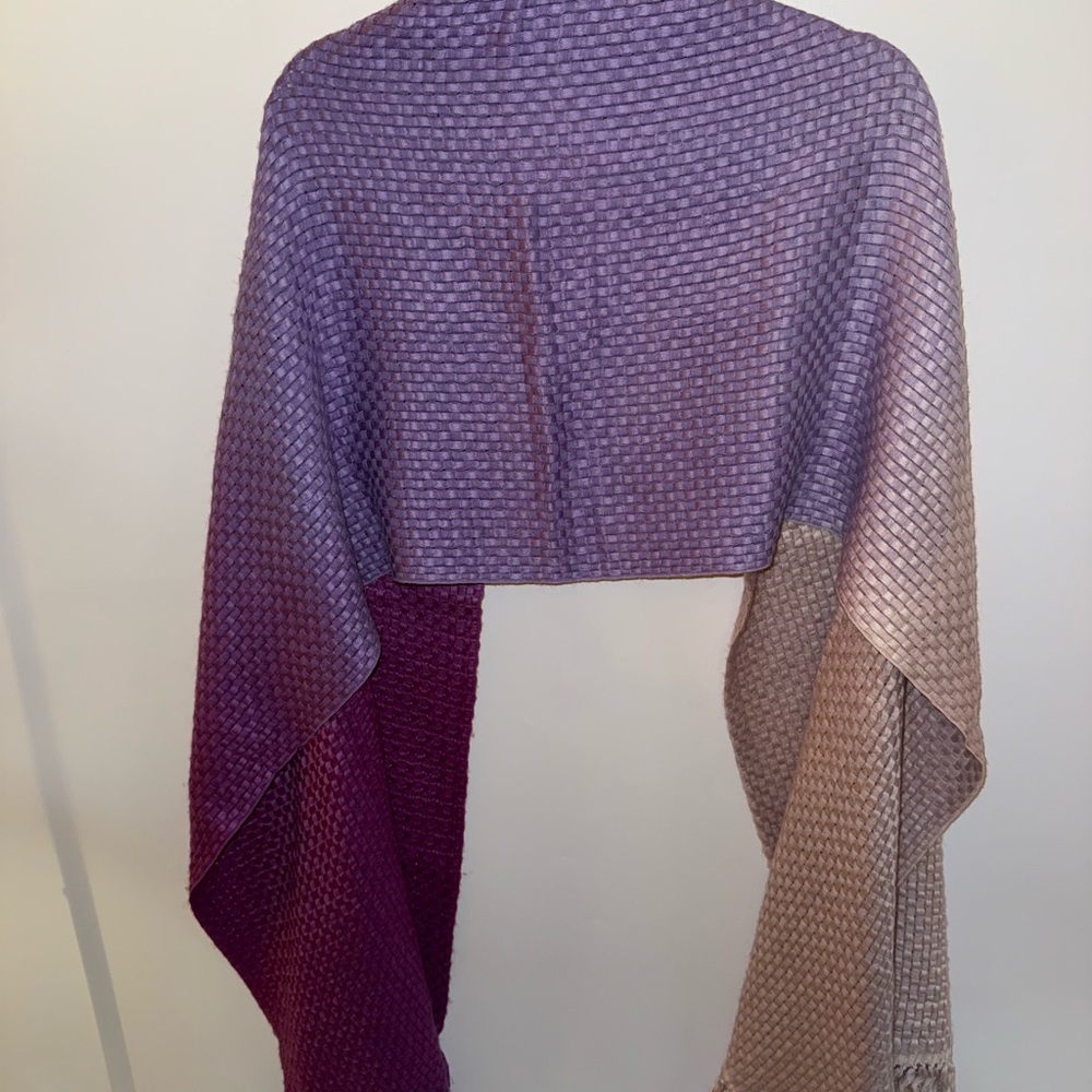 Bajra ombré basketweave scarf - Picture 6 of 6